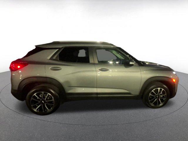 used 2025 Chevrolet TrailBlazer car, priced at $20,646