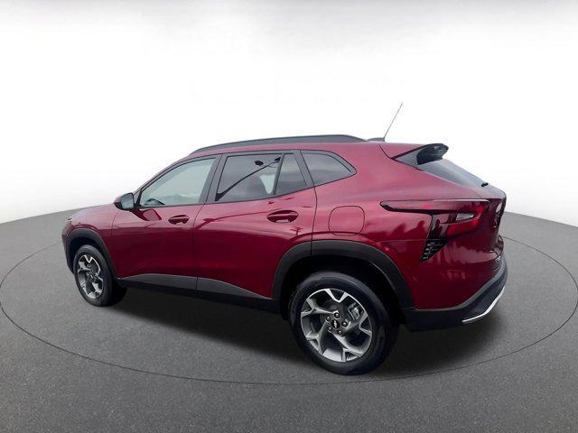 used 2025 Chevrolet Trax car, priced at $19,015