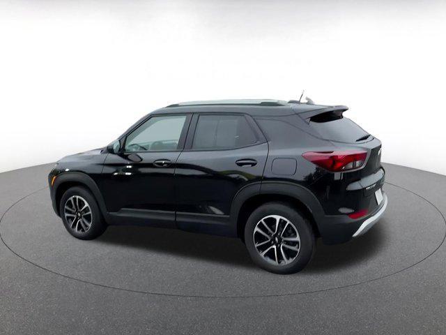used 2025 Chevrolet TrailBlazer car, priced at $20,593