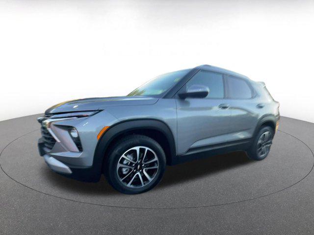 used 2025 Chevrolet TrailBlazer car, priced at $20,857