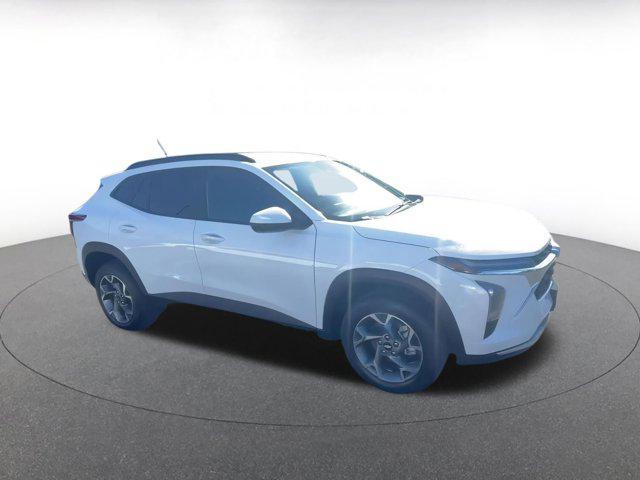 used 2025 Chevrolet Trax car, priced at $19,710