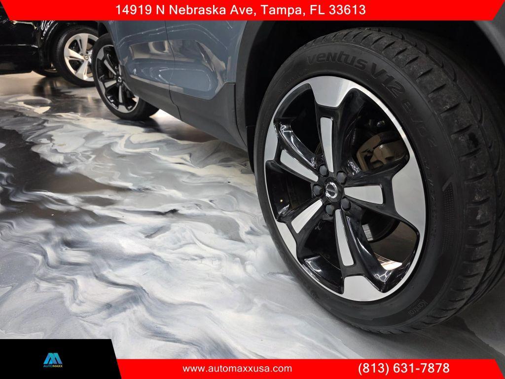 used 2021 Volvo XC40 car, priced at $20,995