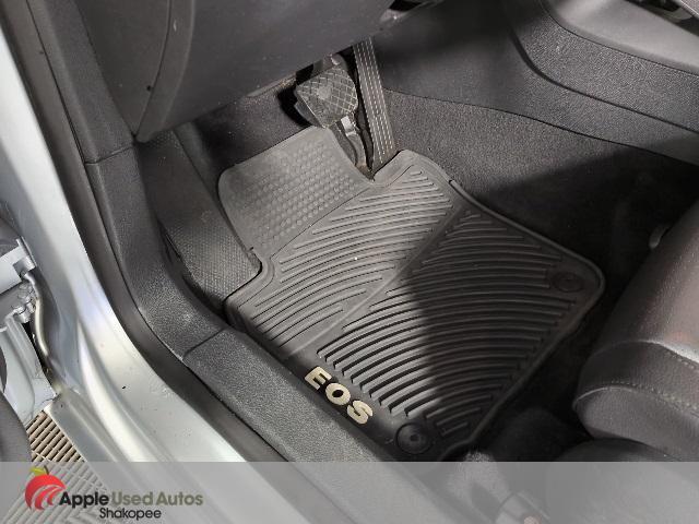 used 2008 Volkswagen Eos car, priced at $3,444