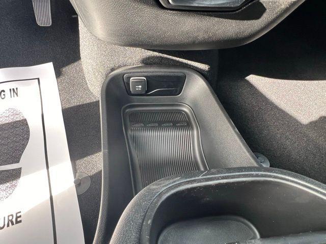 new 2026 Chrysler Pacifica car, priced at $40,920