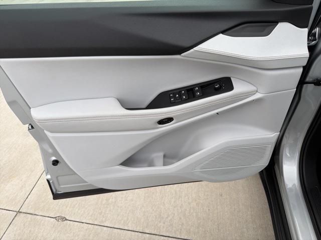 new 2026 Jeep Cherokee car, priced at $40,590