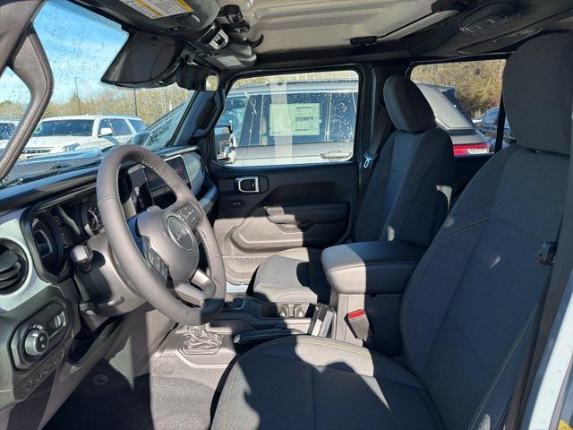 new 2026 Jeep Gladiator car, priced at $47,310