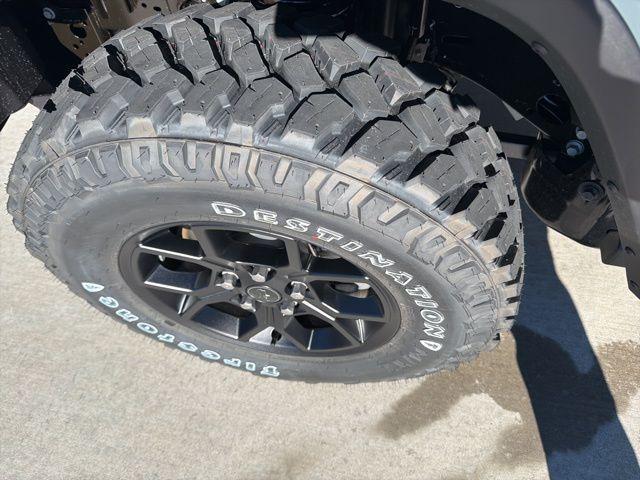 new 2026 Jeep Gladiator car, priced at $47,310