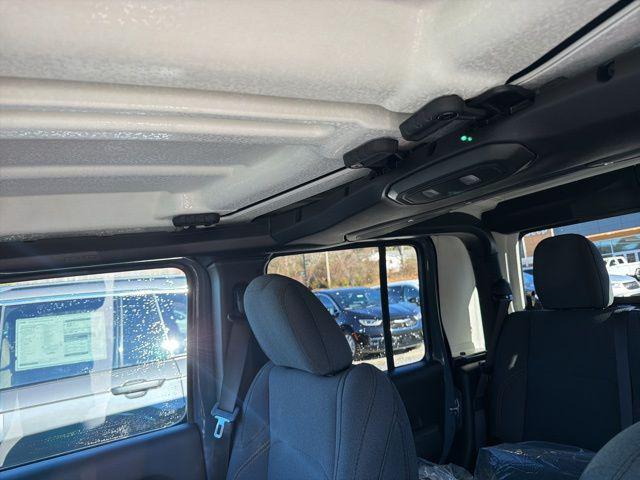 new 2026 Jeep Gladiator car, priced at $47,310