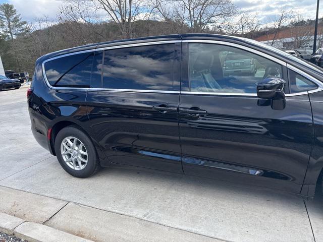 new 2026 Chrysler Pacifica car, priced at $39,640