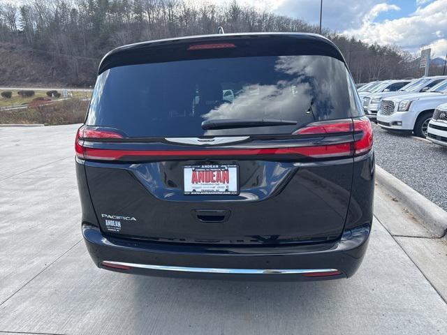 new 2026 Chrysler Pacifica car, priced at $39,640