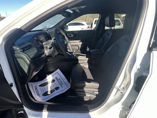 new 2026 Jeep Compass car, priced at $31,985