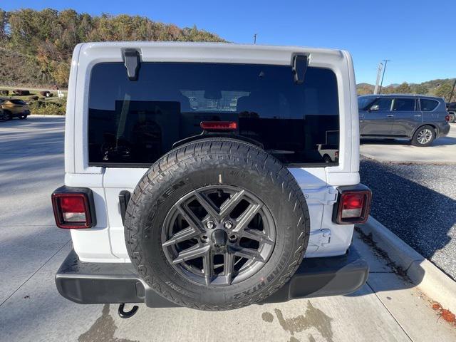 new 2026 Jeep Wrangler car, priced at $46,025