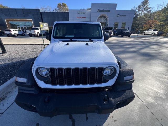 new 2026 Jeep Wrangler car, priced at $46,025