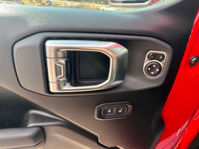 new 2026 Jeep Wrangler car, priced at $43,090