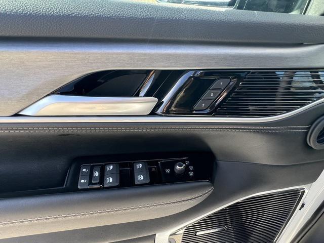 new 2026 Jeep Grand Wagoneer car, priced at $77,635