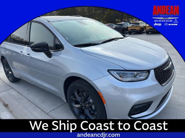 new 2026 Chrysler Pacifica car, priced at $49,725