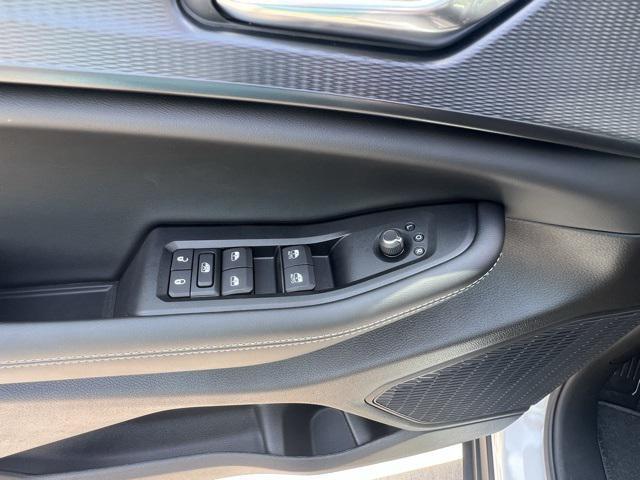 new 2025 Jeep Grand Cherokee car, priced at $39,780