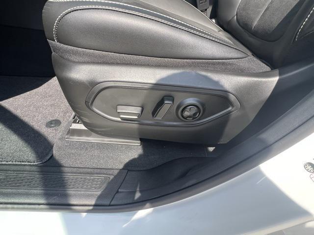 new 2025 Jeep Grand Cherokee car, priced at $39,780