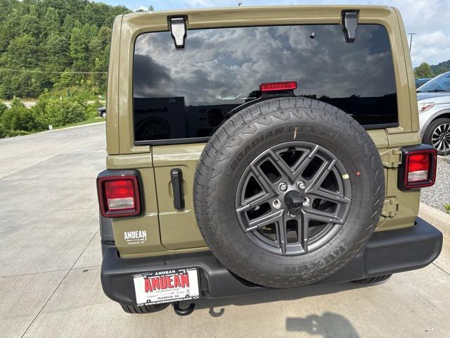 new 2025 Jeep Wrangler car, priced at $42,105