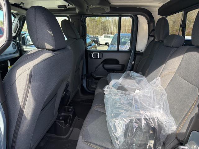 new 2026 Jeep Gladiator car, priced at $46,310