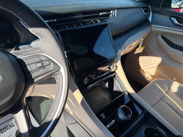new 2025 Jeep Grand Cherokee car, priced at $46,435