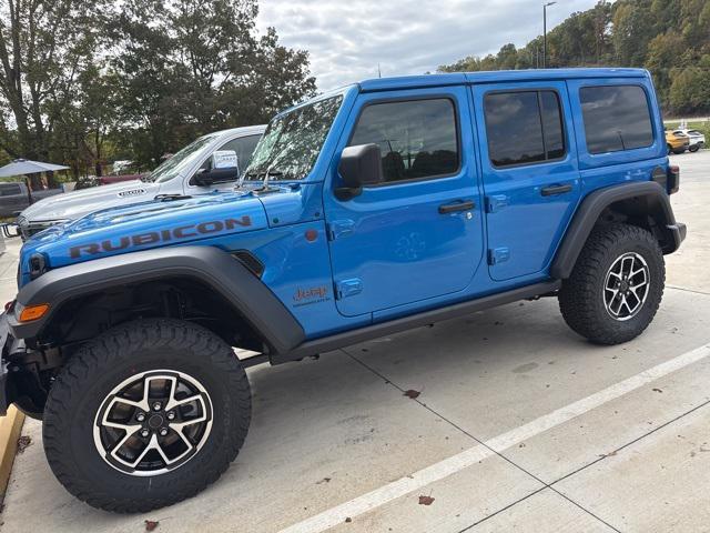 new 2025 Jeep Wrangler car, priced at $51,430