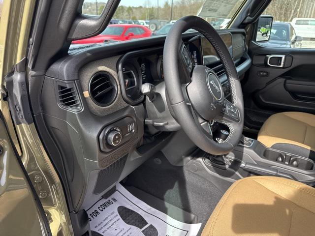 new 2026 Jeep Gladiator car, priced at $49,820