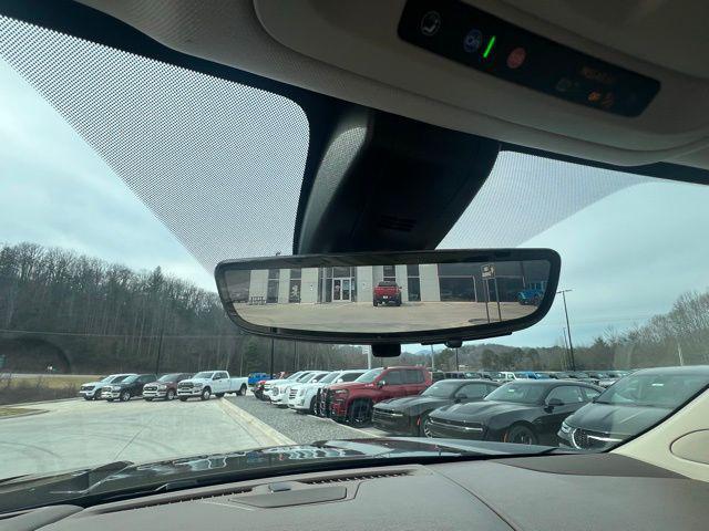 used 2021 GMC Yukon XL car, priced at $41,501