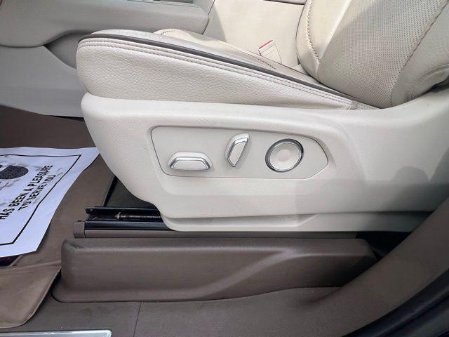 used 2021 GMC Yukon XL car, priced at $41,501