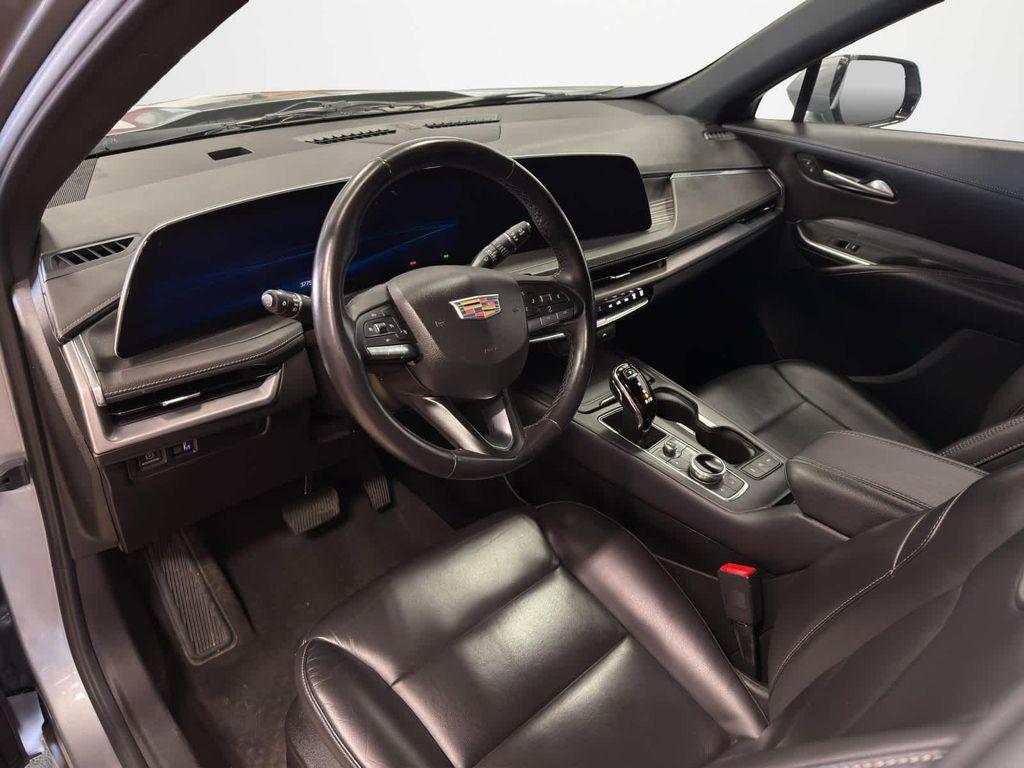 used 2024 Cadillac XT4 car, priced at $28,995