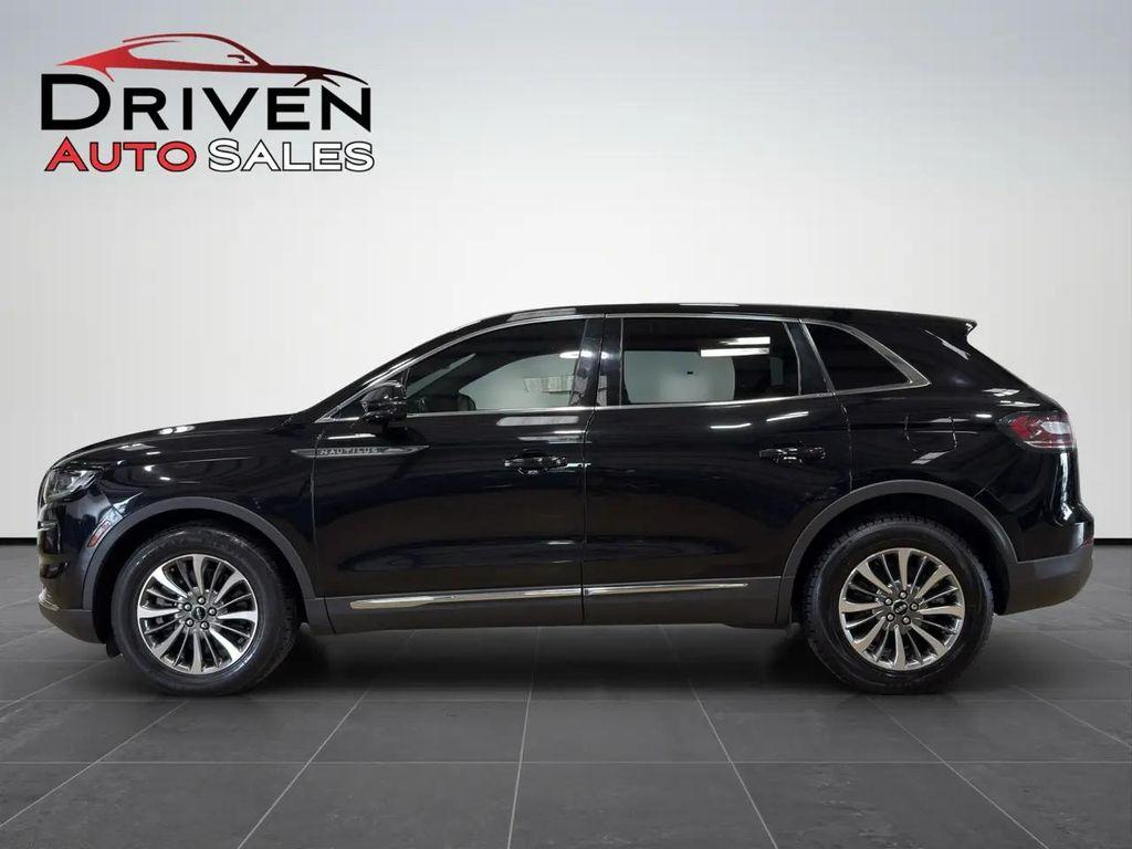 used 2022 Lincoln Nautilus car, priced at $27,995