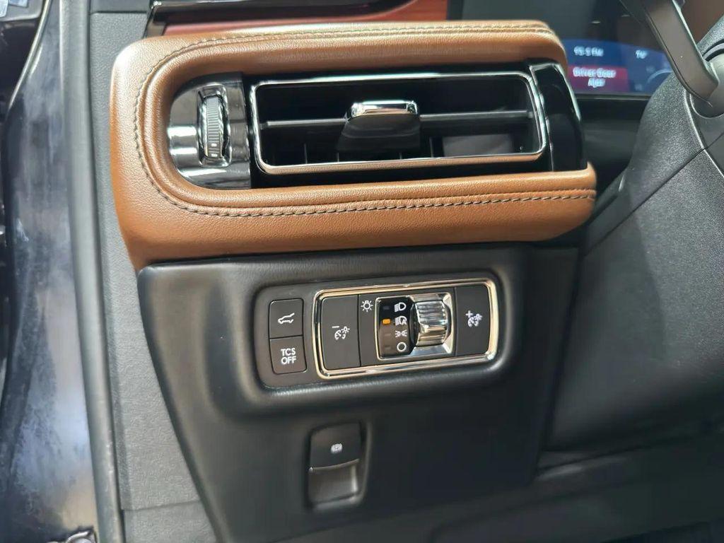 used 2022 Lincoln Nautilus car, priced at $27,995