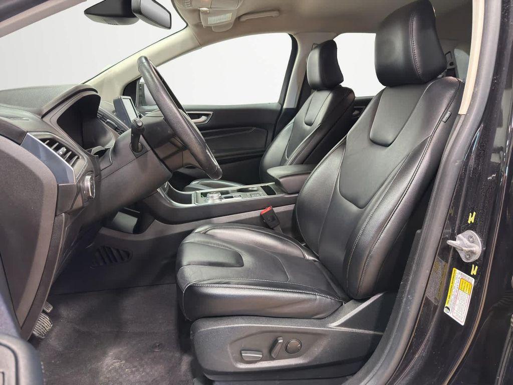 used 2022 Ford Edge car, priced at $15,295