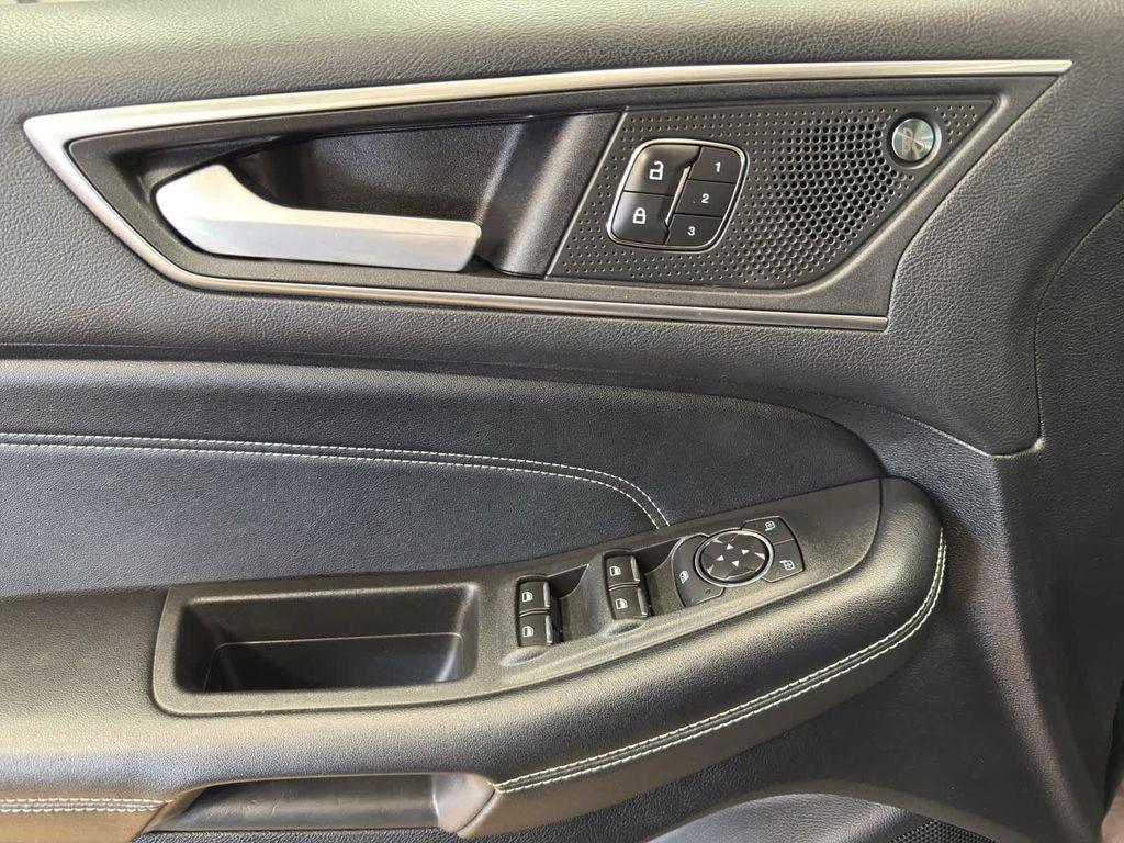 used 2022 Ford Edge car, priced at $15,295