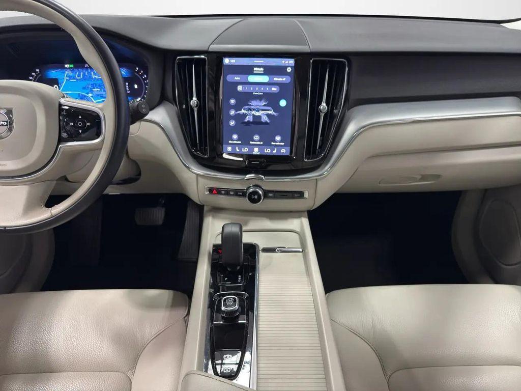 used 2024 Volvo XC60 car, priced at $33,398