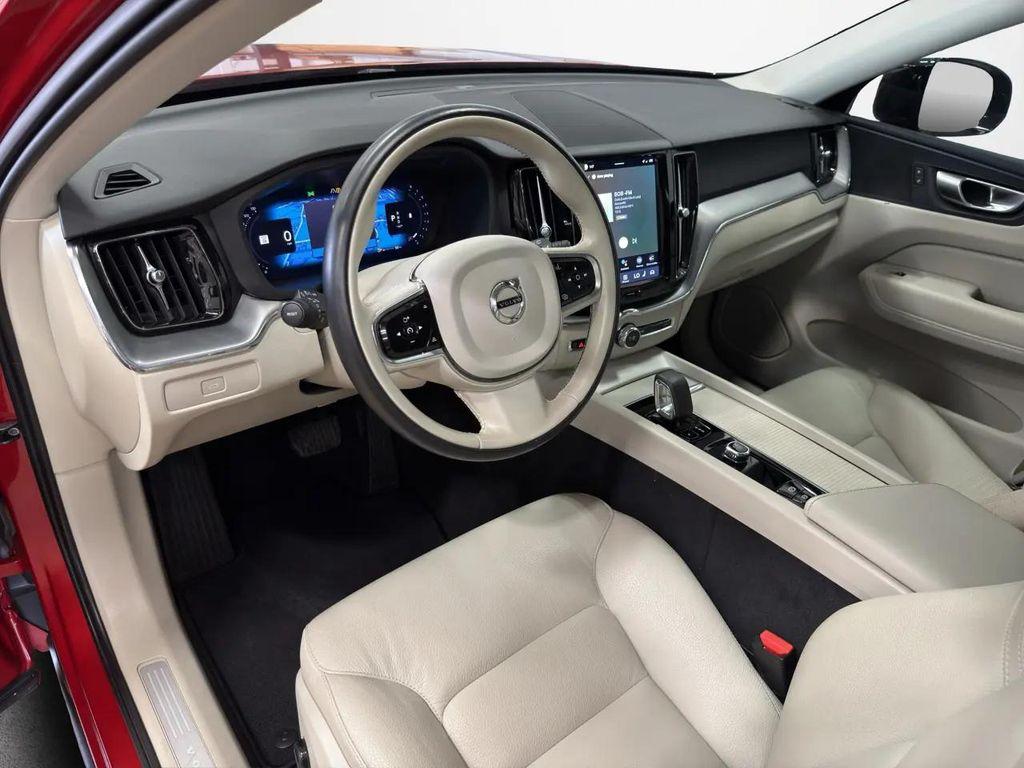 used 2024 Volvo XC60 car, priced at $33,398