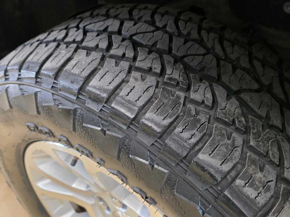 used 2018 GMC Yukon car, priced at $19,995