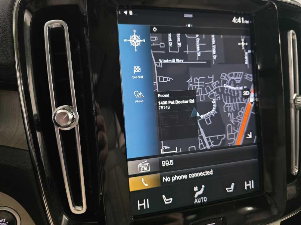 used 2022 Volvo XC40 car, priced at $26,995