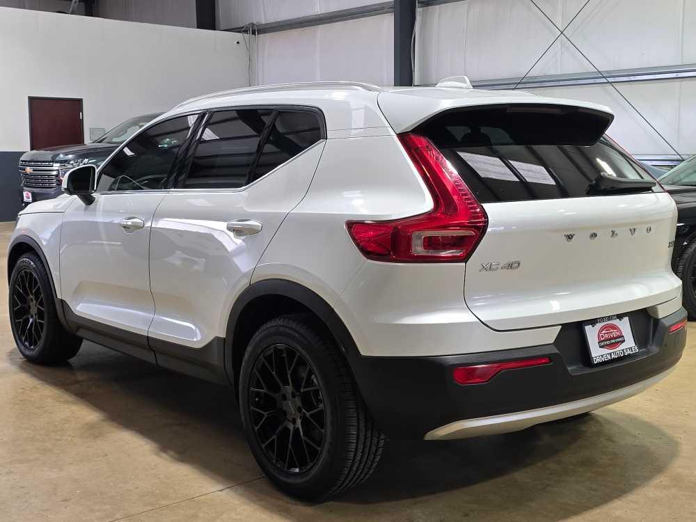 used 2022 Volvo XC40 car, priced at $26,995