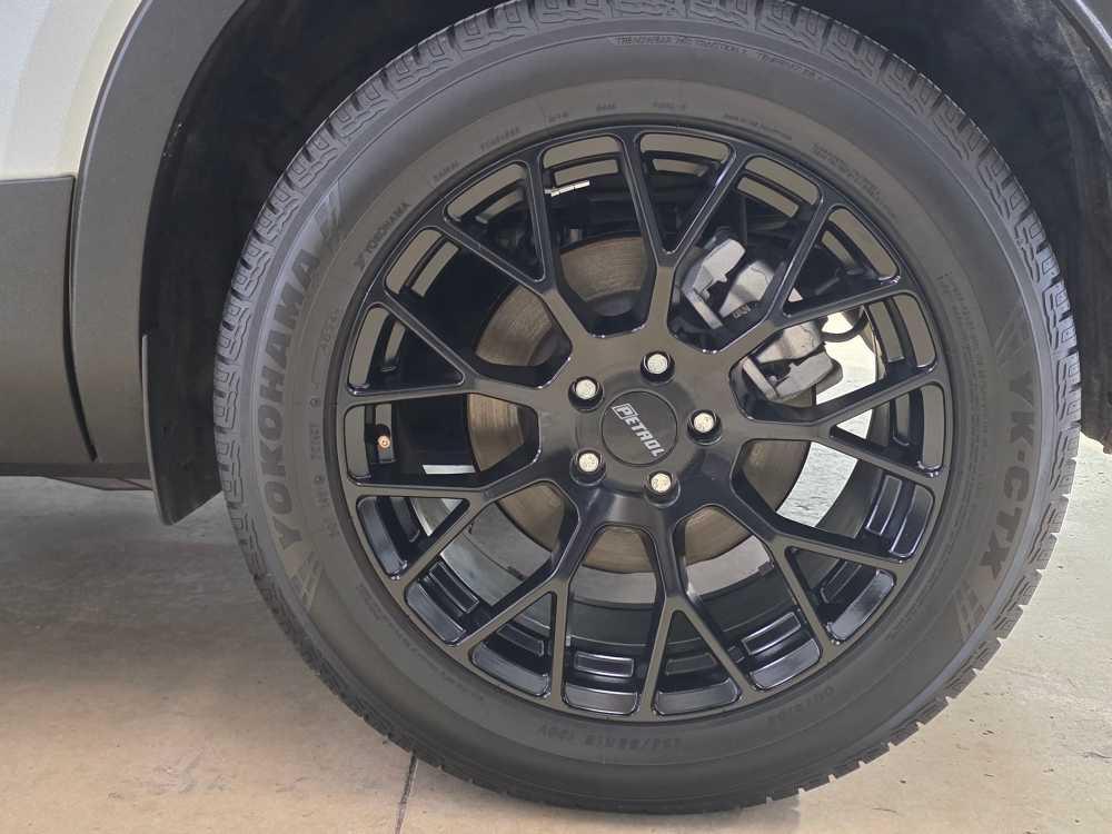 used 2022 Volvo XC40 car, priced at $26,995