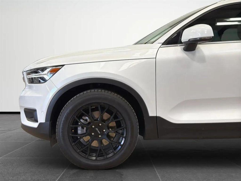used 2022 Volvo XC40 car, priced at $22,995