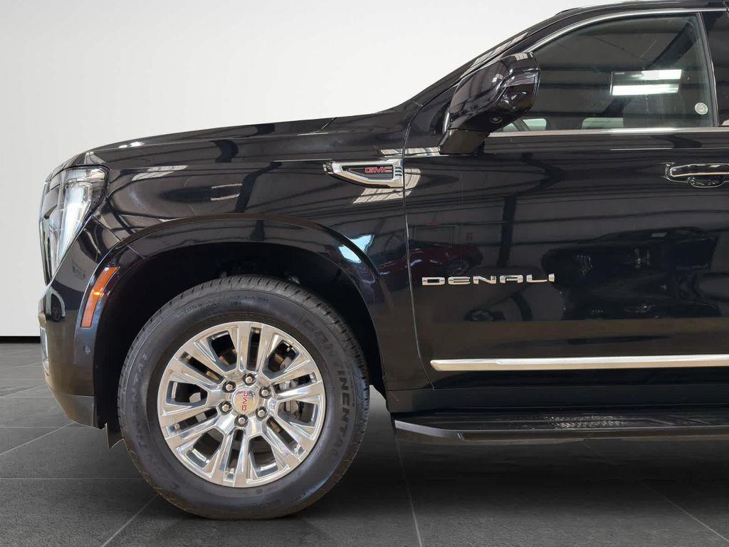 used 2025 GMC Yukon car, priced at $69,695