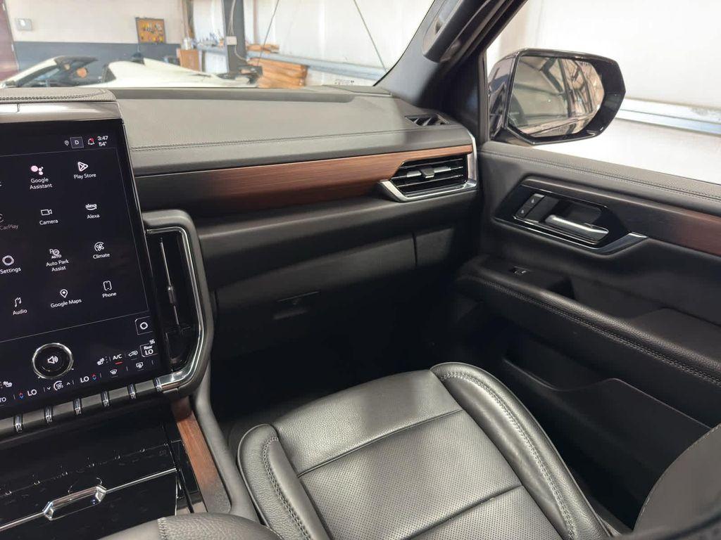 used 2025 GMC Yukon car, priced at $69,695