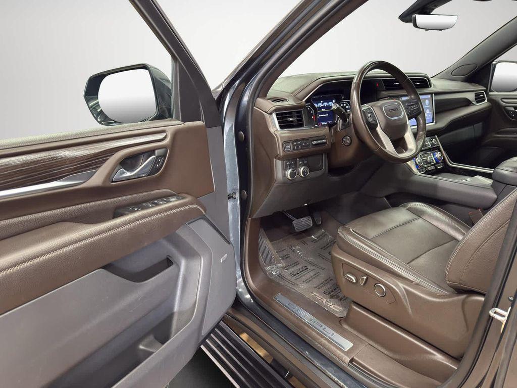 used 2021 GMC Yukon car, priced at $44,295