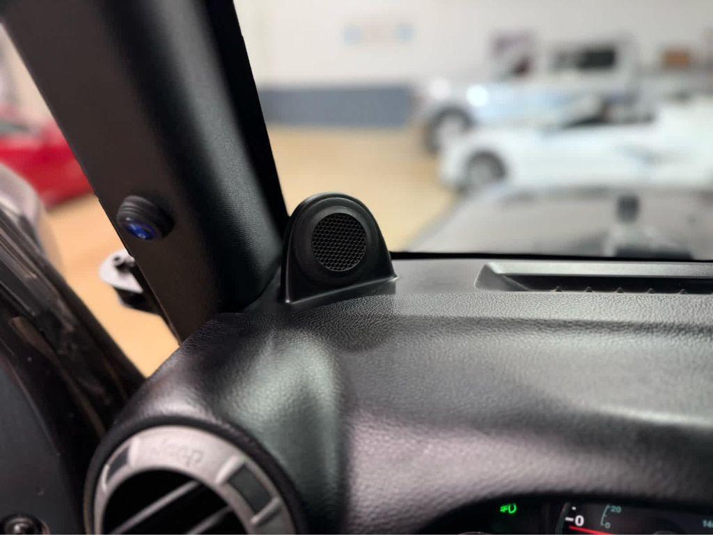 used 2014 Jeep Wrangler Unlimited car, priced at $14,995