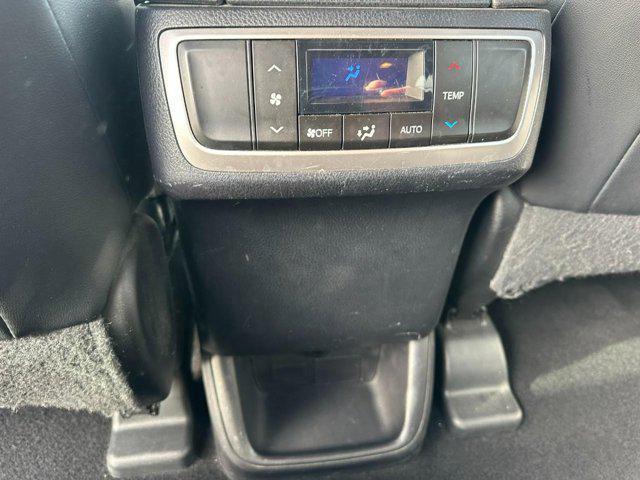 used 2015 Toyota Highlander car, priced at $14,990