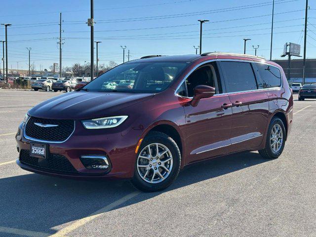 used 2021 Chrysler Pacifica car, priced at $14,798