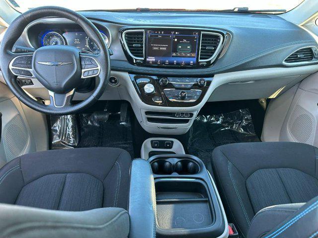 used 2021 Chrysler Pacifica car, priced at $14,798
