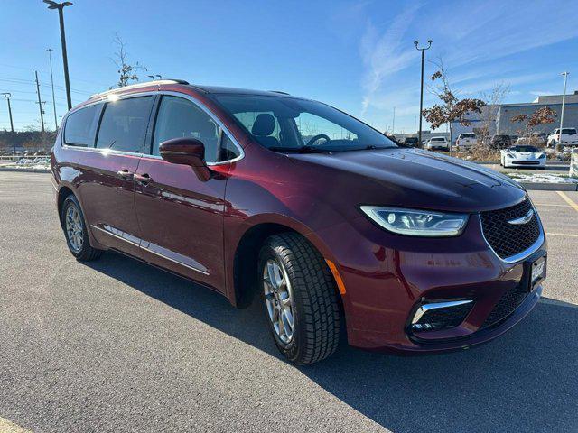 used 2021 Chrysler Pacifica car, priced at $14,798