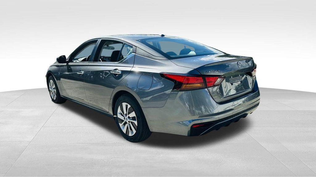 new 2025 Nissan Altima car, priced at $22,950